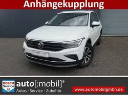 Weiss Gebraucht 2021 VW Tiguan Life SUV | 24.980 € (Fairer Preis)