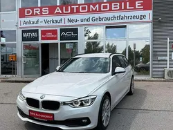 Weiß Gebraucht 2017 BMW 320 Advantage Kombi | 14.970 € (Guter Preis)
