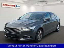 Grau Gebraucht 2015 Ford Mondeo Titanium Limousine | 9.699 € (Guter Preis)