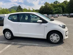 Weiß Gebraucht 2013 VW up! Kleinwagen | 2.000 € (Fairer Preis)
