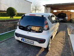 Weiß Gebraucht 2013 Citroën C1 Kleinwagen | 2.950 € (Fairer Preis)