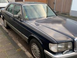 Blau Gebraucht 1988 Mercedes E500 Limousine | 13.000 €