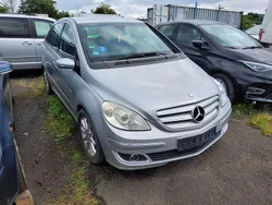 Polarsilber metalliclack Gebraucht 2007 Mercedes B180 Van / Kleinbus | 1.100 € (Guter Preis)