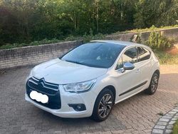 Weiß Gebraucht 2011 Citroën DS4 Sport Chic Kleinwagen | 6.300 €