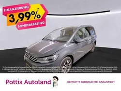 Grau Gebraucht 2022 VW Touran Active Van / Kleinbus | 21.777 € (Guter Preis)
