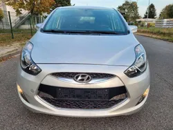 Silber Gebraucht 2011 Hyundai ix20 Van / Kleinbus | 4.000 € (Superpreis)