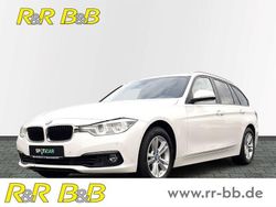 Weiss Gebraucht 2018 BMW 318 Advantage Kombi | 13.980 € (Fairer Preis)