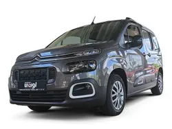 Grau Gebraucht 2023 Citroën Berlingo Feel Van / Kleinbus | 25.950 € (Fairer Preis)