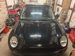 Schwarz Gebraucht 2005 Mini ONE Kleinwagen | 2.200 € (Fairer Preis)