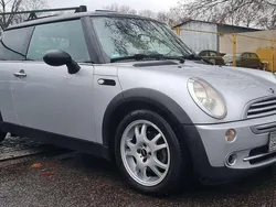 Pure silver Gebraucht 2004 Mini Cooper Kleinwagen | 1.850 € (Superpreis)