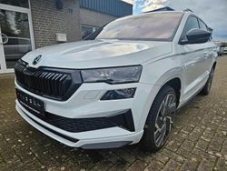 Weiß Gebraucht 2023 Skoda Karoq SportLine SUV | 31.490 € (Fairer Preis)