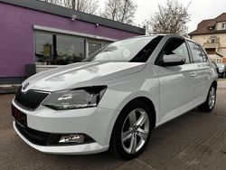 Weiß Gebraucht 2014 Skoda Fabia Style Limousine | 11.990 € (Teuer)