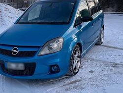 Blau Gebraucht 2006 Opel Zafira OPC Van / Kleinbus | 2.500 €