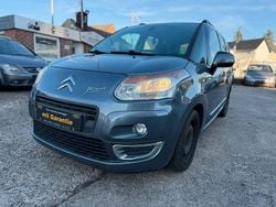 Grau Gebraucht 2009 Citroën C3 Picasso Exclusive Van / Kleinbus | 2.499 € (Guter Preis)