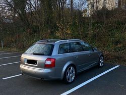 Grau Gebraucht 2003 Audi A4 Sport Kombi | 8.290 €