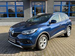 Blau Gebraucht 2021 Renault Kadjar LIMITED SUV | 15.000 € (Guter Preis)