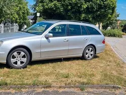 Grau Gebraucht 2005 Mercedes E220 Kombi | 1.999 € (Superpreis)