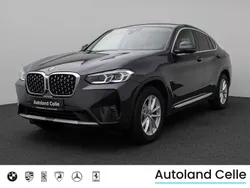 Sophistograu brillanteffekred Gebraucht 2022 BMW X4 Sport Line SUV | 41.999 € (Superpreis)