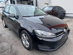 Schwarz Gebraucht 2016 VW Golf VII Highline Limousine | 12.490 € (Guter Preis)