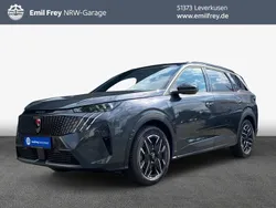 Grau Neu 2025 Peugeot 5008 GT Van / Kleinbus | 46.850 € (Teuer)