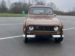Braun Gebraucht 1977 Renault R4 Limousine | 7.500 €