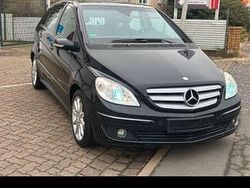 Schwarz Gebraucht 2006 Mercedes B200 Van / Kleinbus | 8.000 € (Teuer)