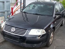 Schwarz Gebraucht 2001 VW Passat Trendline Kombi | 1.250 € (Guter Preis)