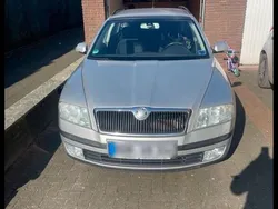 Silber Gebraucht 2006 Skoda Octavia Kombi | 2.750 € (Fairer Preis)
