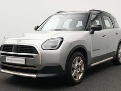 Grau Gebraucht 2024 Mini Countryman SUV | 33.802 € (Superpreis)