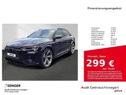 Blau Gebraucht 2023 Audi e-tron SUV | 71.180 €