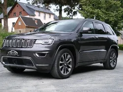 Walnutbrown Gebraucht 2019 Jeep Grand Cherokee Overland SUV | 32.980 € (Guter Preis)