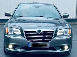 Grau Gebraucht 2012 Lancia Thema Limousine | 5.900 € (Superpreis)