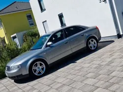 Silber Gebraucht 2002 Audi A4 Performance Limousine | 4.200 €