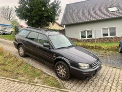 Schwarz Gebraucht 2002 Subaru Outback Limousine | 3.333 €