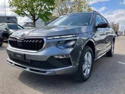 Graphitegrau Neu 2025 Skoda Kamiq Selection SUV | 27.965 € (Guter Preis)