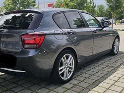 Grau Gebraucht 2011 BMW 116 Urban Line Kleinwagen | 7.900 €