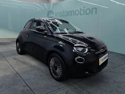 Schwarz Gebraucht 2022 Fiat 500e Icon Limousine | 17.180 € (Guter Preis)
