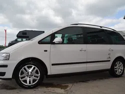 Weiß Gebraucht 2009 VW Sharan United Van / Kleinbus | 5.900 € (Teuer)