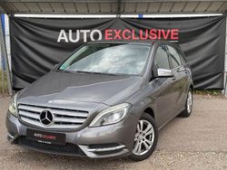 Grau Gebraucht 2011 Mercedes B180 Van / Kleinbus | 9.250 € (Fairer Preis)