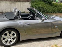 Grau Gebraucht 2004 BMW Z4 Sport Line Cabrio | 8.500 € (Etwas zu teuer)