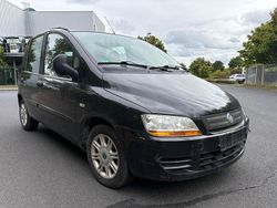 Schwarz Gebraucht 2004 Fiat Multipla Van / Kleinbus | 790 €