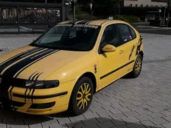 Gelb Gebraucht 2005 Seat Leon Limousine | 499 € (Superpreis)