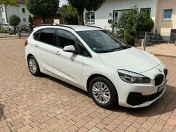 Weiß Gebraucht 2019 BMW 220 Active Tourer Advantage Van / Kleinbus | 20.900 € (Fairer Preis)