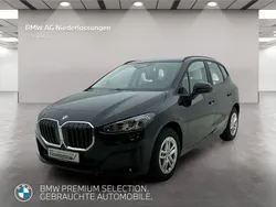 Schwarz Gebraucht 2022 BMW 220 Active Tourer Van / Kleinbus | 25.806 € (Superpreis)