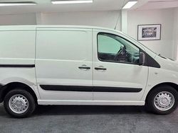 Blanc banquise Gebraucht 2013 Citroën Jumpy Van / Kleinbus | 4.490 € (Fairer Preis)