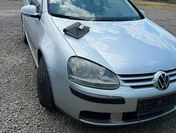 Silber Gebraucht 2005 VW Golf V Limousine | 2.800 € (Fairer Preis)