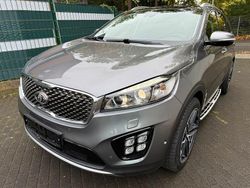 Grau Gebraucht 2017 Kia Sorento Platinum Edition SUV | 23.350 € (Fairer Preis)