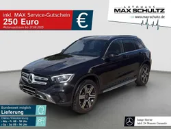 Metalliclack obsidianschwarz Gebraucht 2020 Mercedes GLC200 SUV | 32.880 €