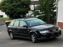 Schwarz Gebraucht 2002 Audi A4 Kombi | 850 € (Guter Preis)