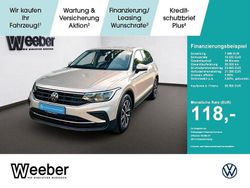 Ivory silver (metallic) Gebraucht 2023 VW Tiguan SUV | 27.890 € (Superpreis)
